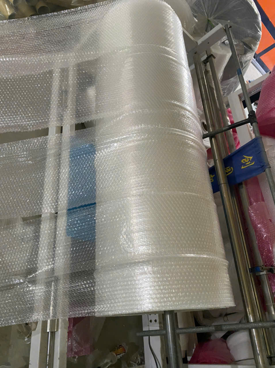 Cuộn xốp hơi bóp nổ