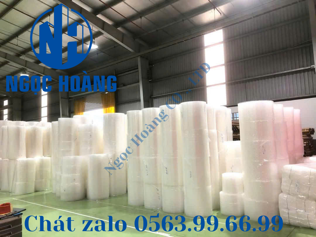 Khúc xốp nổ màu hồng cánh sen có chống tĩnh điện khổ 25cm 30 cm 35cm