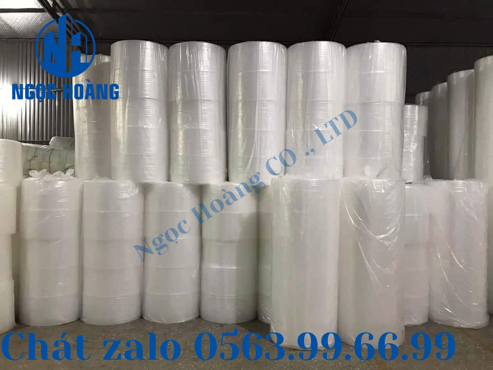 Khúc xốp nổ màu hồng cánh sen có chống tĩnh điện khổ 25cm 30 cm 35cm